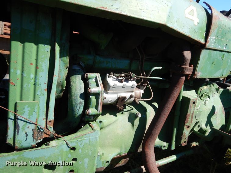 image for item DJ7449 1974 John Deere 830  tractor