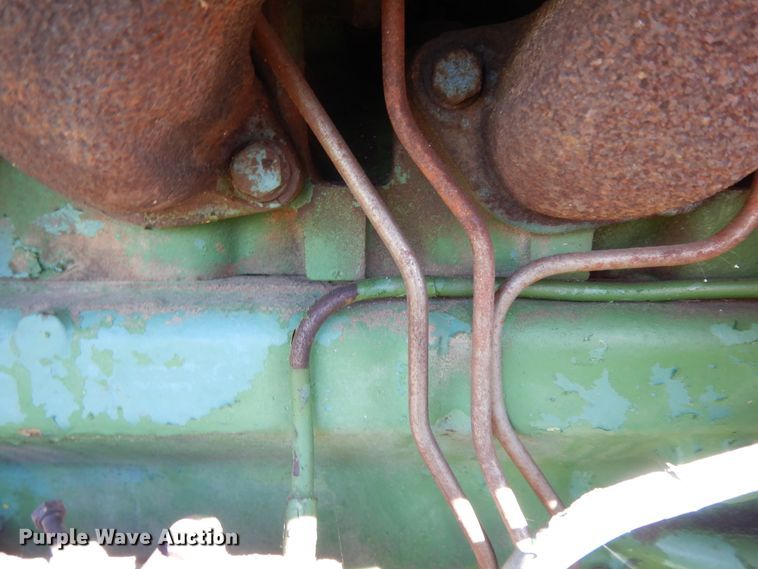 image for item DJ7449 1974 John Deere 830  tractor