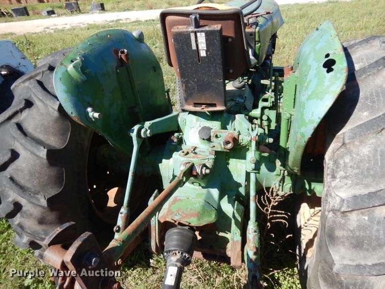 image for item DJ7449 1974 John Deere 830  tractor