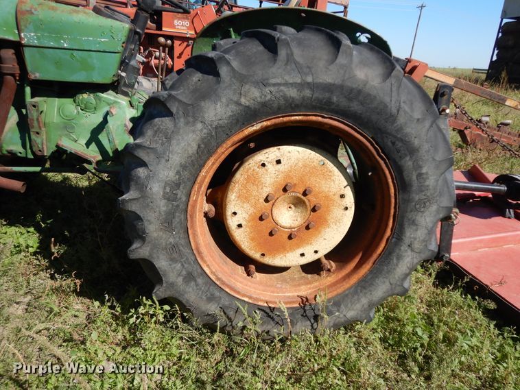 image for item DJ7449 1974 John Deere 830  tractor