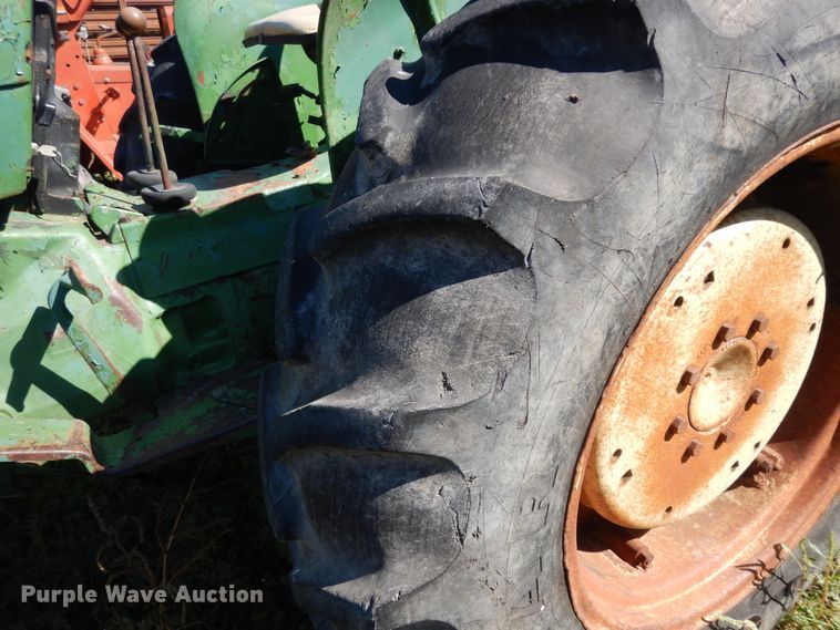 image for item DJ7449 1974 John Deere 830  tractor