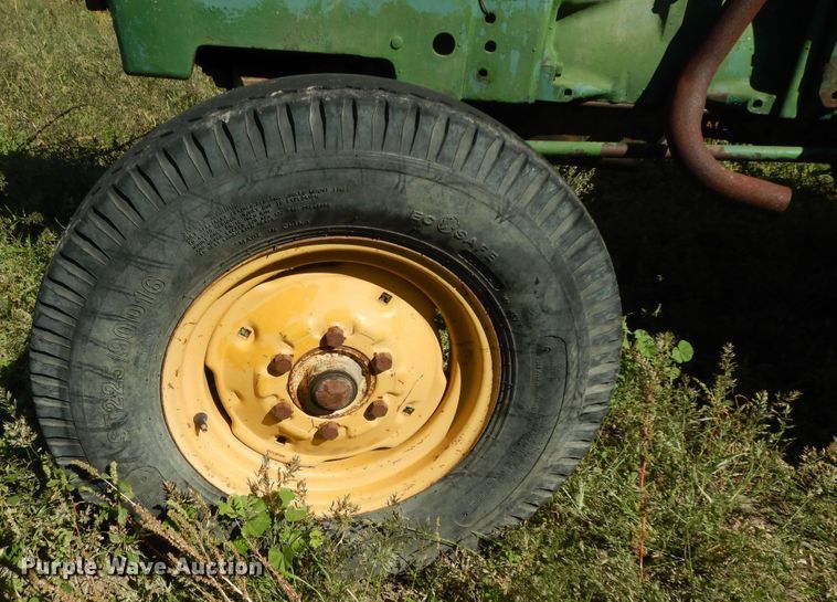image for item DJ7449 1974 John Deere 830  tractor