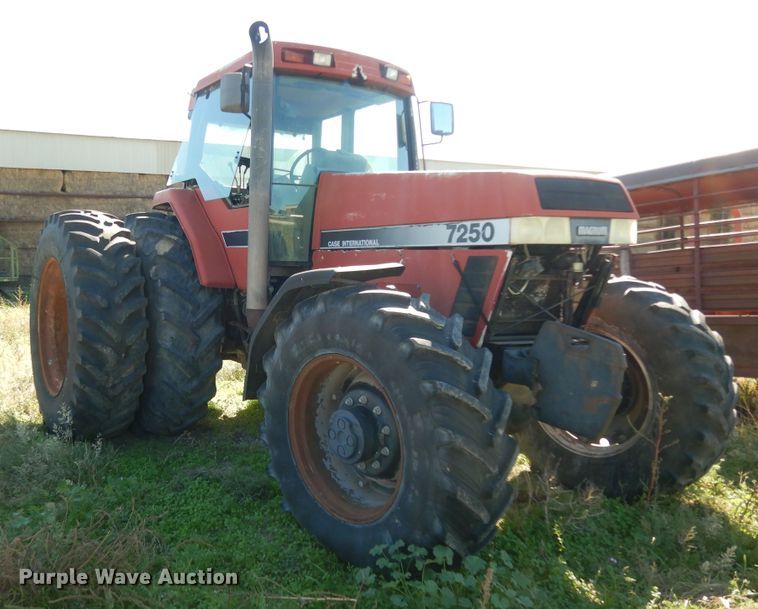image for item DJ7451 1995 Case IH 7250  MFWD tractor