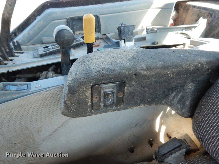 image for item DJ7451 1995 Case IH 7250  MFWD tractor