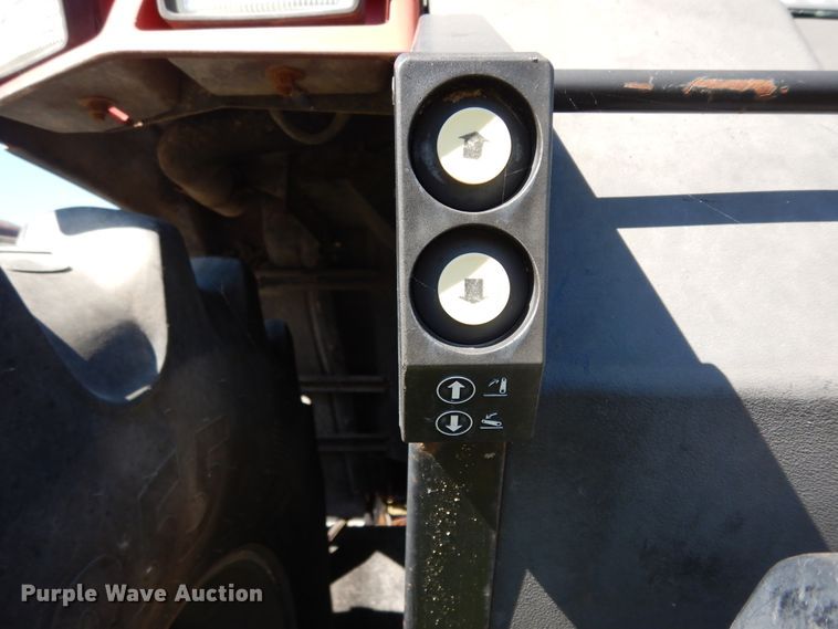 image for item DJ7451 1995 Case IH 7250  MFWD tractor