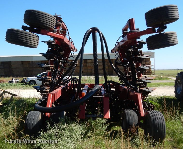 image for item DJ7454 Case IH SDX30  air seeder