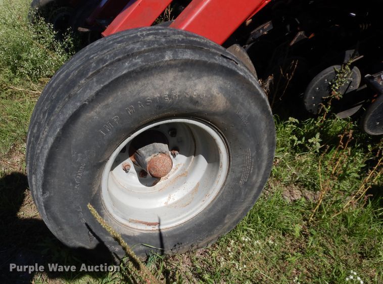 image for item DJ7454 Case IH SDX30  air seeder