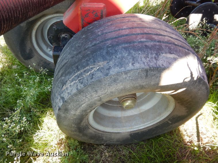 image for item DJ7454 Case IH SDX30  air seeder