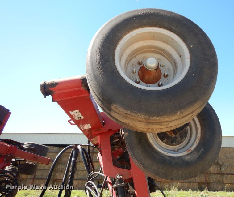 image for item DJ7454 Case IH SDX30  air seeder