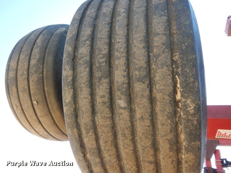 image for item DJ7454 Case IH SDX30  air seeder