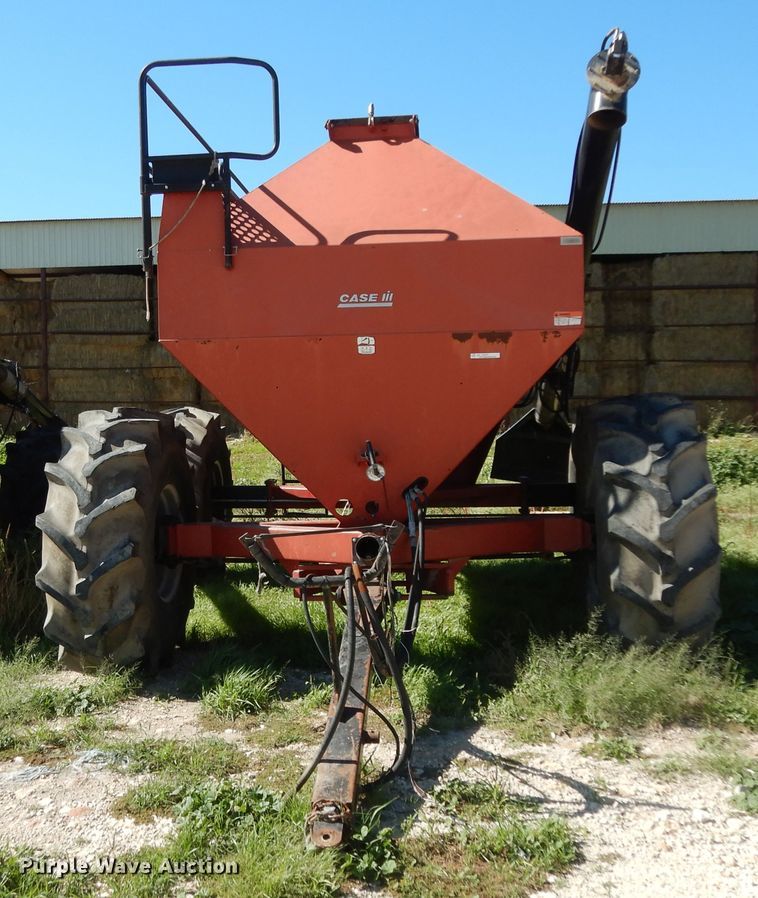 image for item DJ7454 Case IH SDX30  air seeder