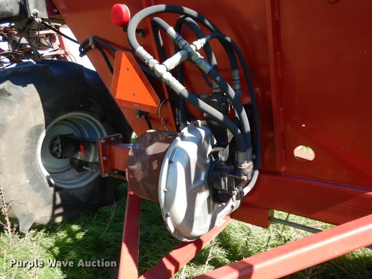 image for item DJ7454 Case IH SDX30  air seeder