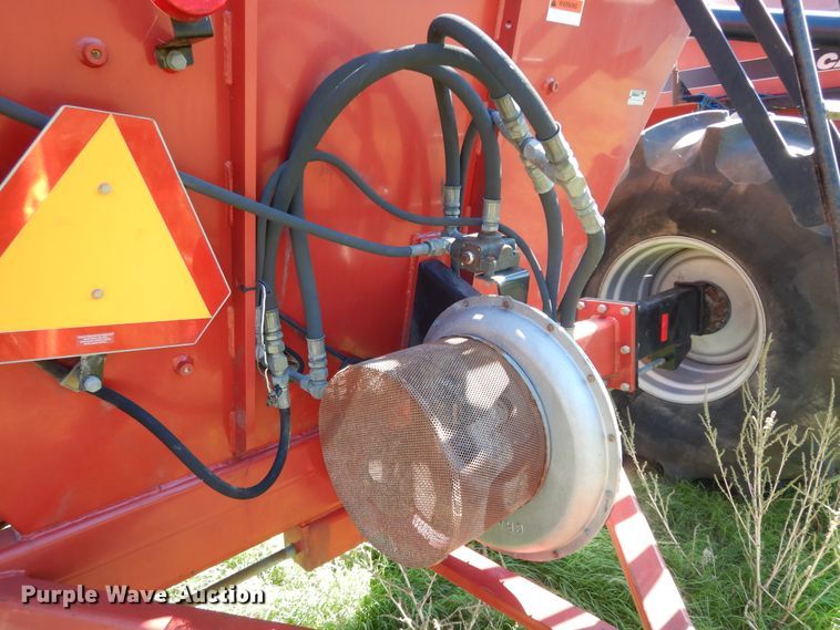 image for item DJ7454 Case IH SDX30  air seeder