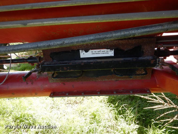 image for item DJ7454 Case IH SDX30  air seeder