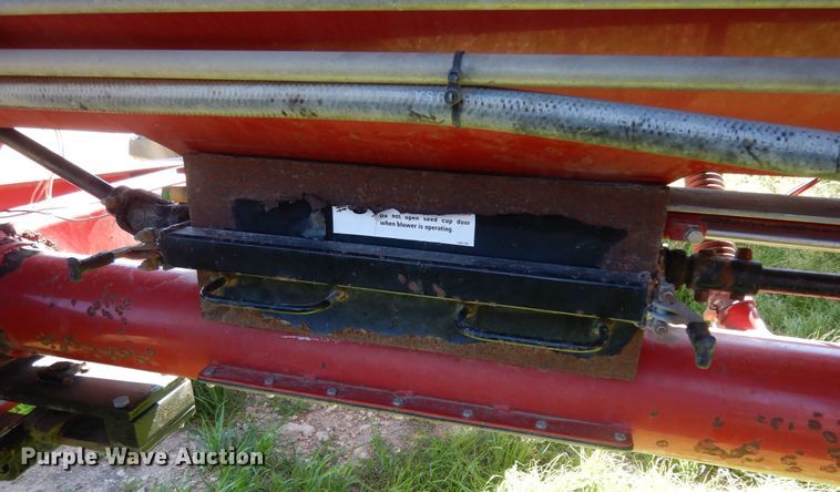 image for item DJ7454 Case IH SDX30  air seeder