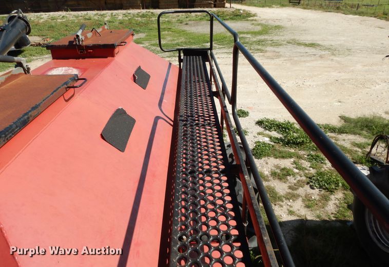 image for item DJ7454 Case IH SDX30  air seeder