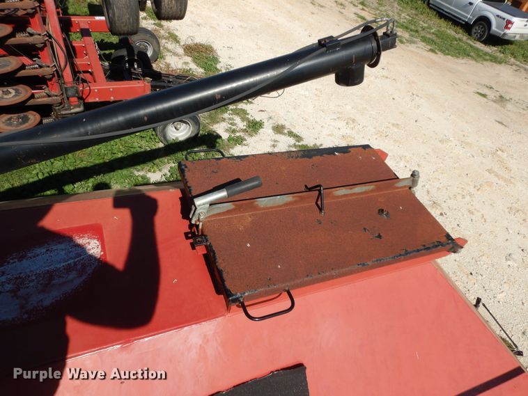 image for item DJ7454 Case IH SDX30  air seeder