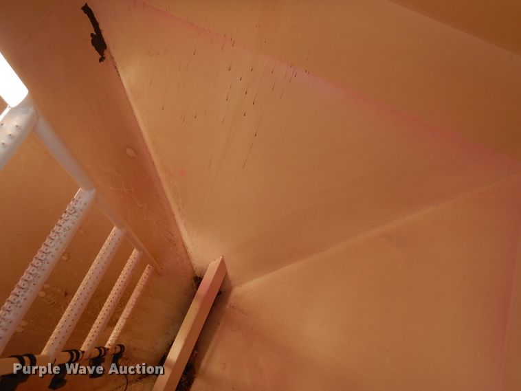 image for item DJ7454 Case IH SDX30  air seeder