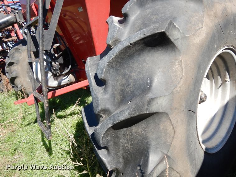 image for item DJ7454 Case IH SDX30  air seeder