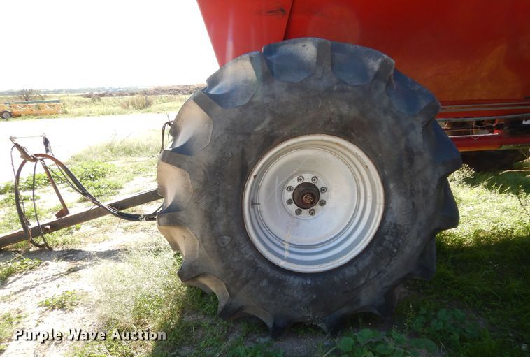 image for item DJ7454 Case IH SDX30  air seeder
