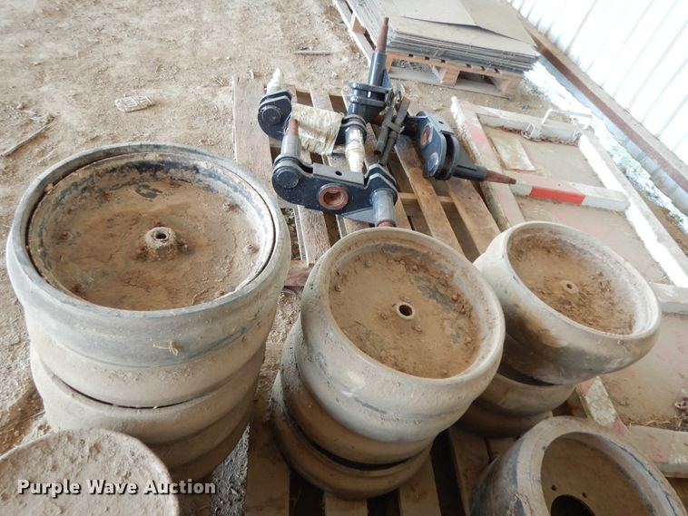 image for item DJ7454 Case IH SDX30  air seeder