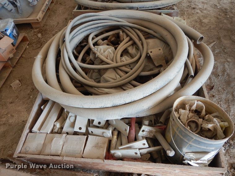 image for item DJ7454 Case IH SDX30  air seeder