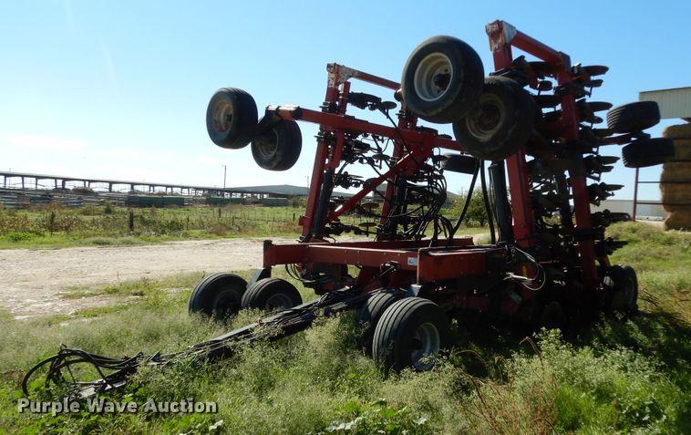 image for item DJ7455 Case IH SDX30  air seeder