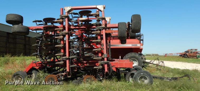 image for item DJ7455 Case IH SDX30  air seeder