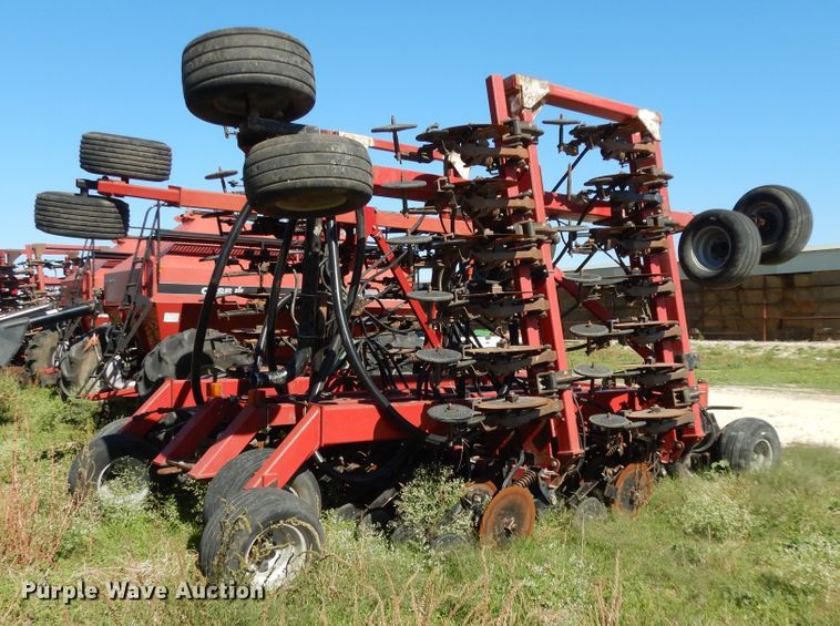 image for item DJ7455 Case IH SDX30  air seeder