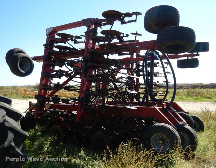 image for item DJ7455 Case IH SDX30  air seeder
