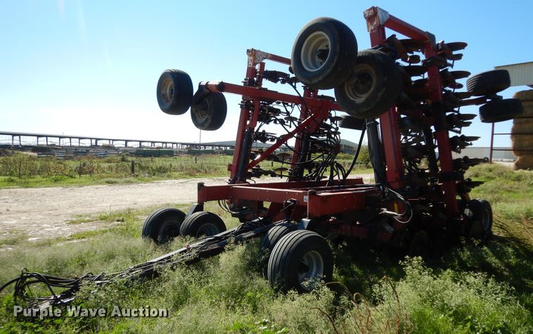 image for item DJ7455 Case IH SDX30  air seeder