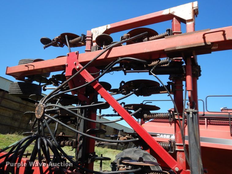 image for item DJ7455 Case IH SDX30  air seeder