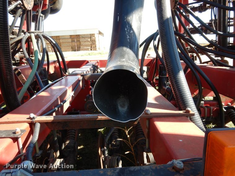 image for item DJ7455 Case IH SDX30  air seeder