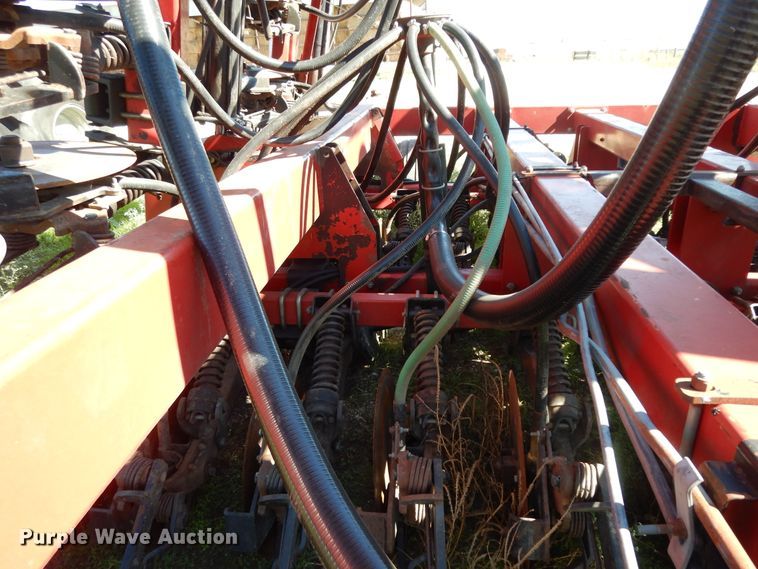 image for item DJ7455 Case IH SDX30  air seeder