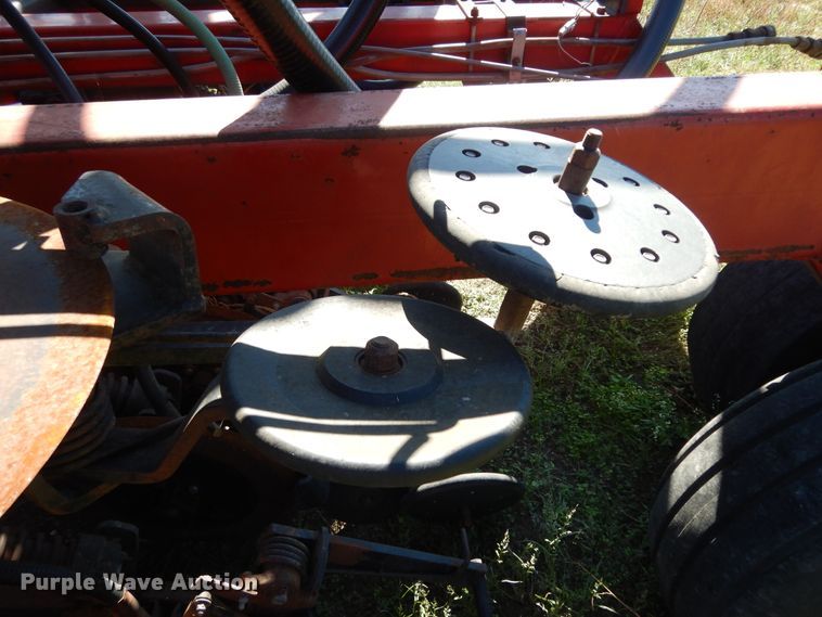 image for item DJ7455 Case IH SDX30  air seeder