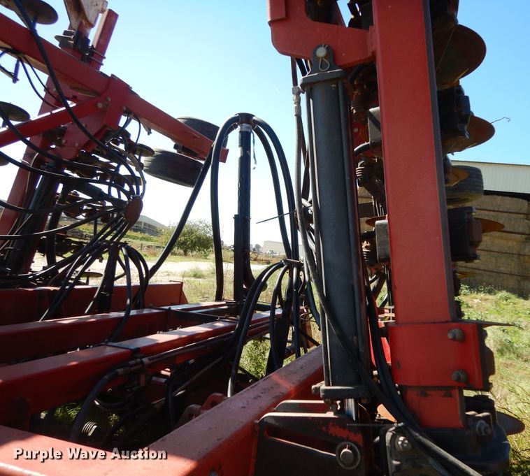 image for item DJ7455 Case IH SDX30  air seeder