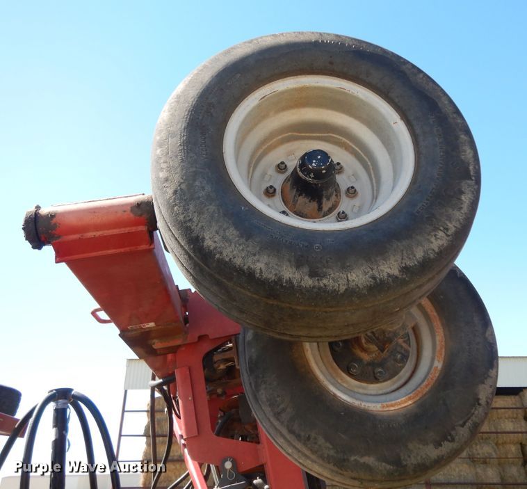 image for item DJ7455 Case IH SDX30  air seeder