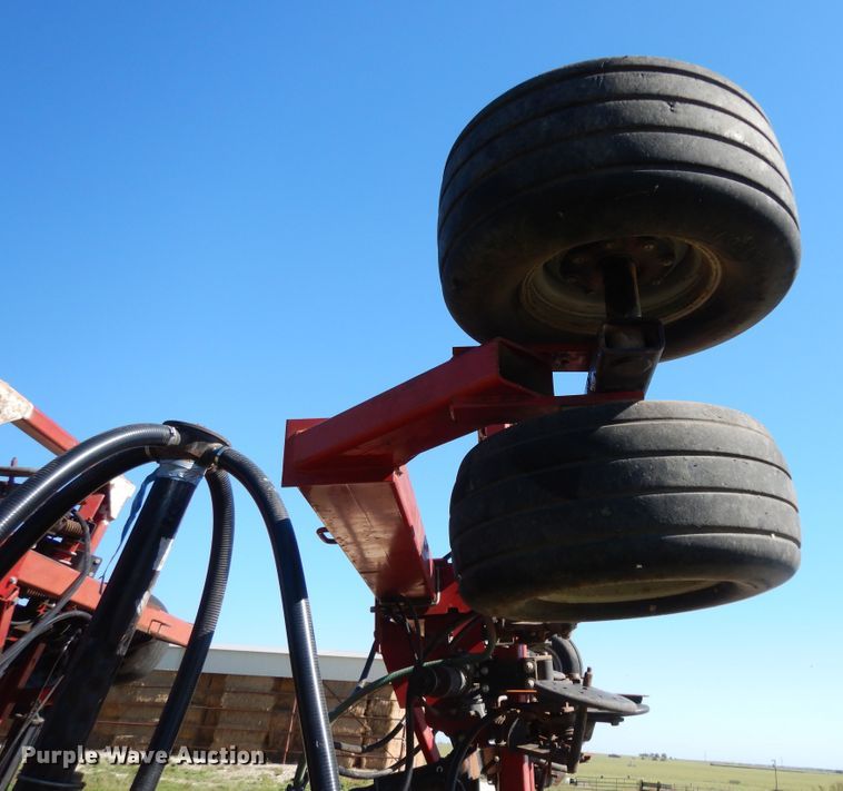 image for item DJ7455 Case IH SDX30  air seeder
