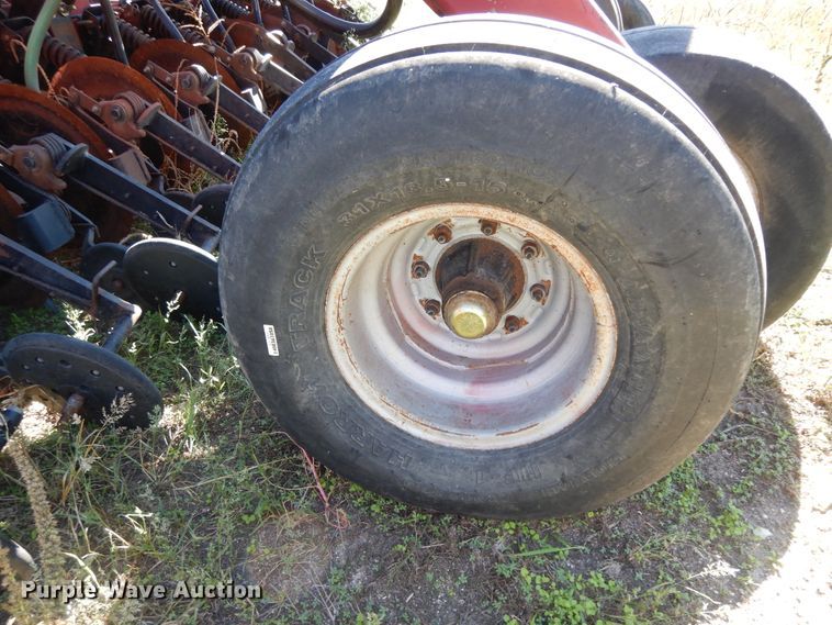 image for item DJ7455 Case IH SDX30  air seeder