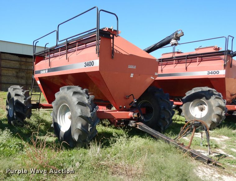 image for item DJ7455 Case IH SDX30  air seeder