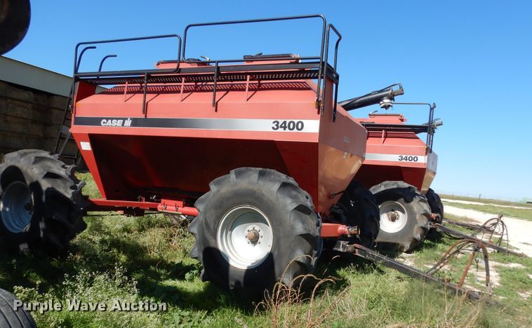 image for item DJ7455 Case IH SDX30  air seeder