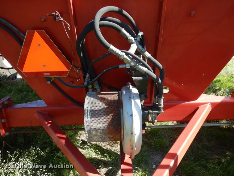 image for item DJ7455 Case IH SDX30  air seeder