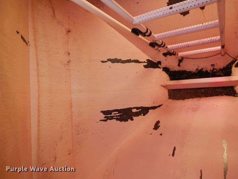 image for item DJ7455 Case IH SDX30  air seeder