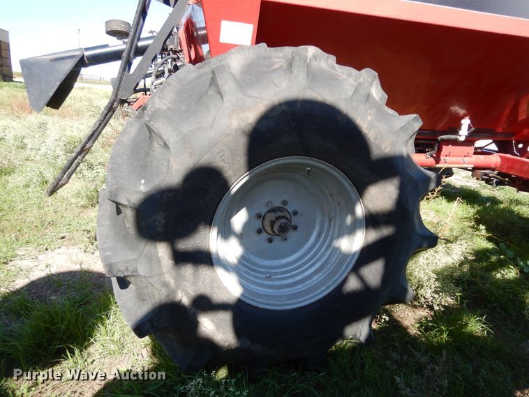 image for item DJ7455 Case IH SDX30  air seeder