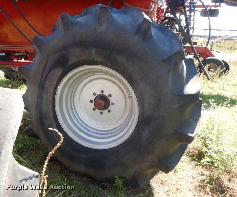 image for item DJ7455 Case IH SDX30  air seeder