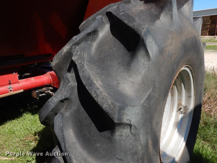 image for item DJ7455 Case IH SDX30  air seeder