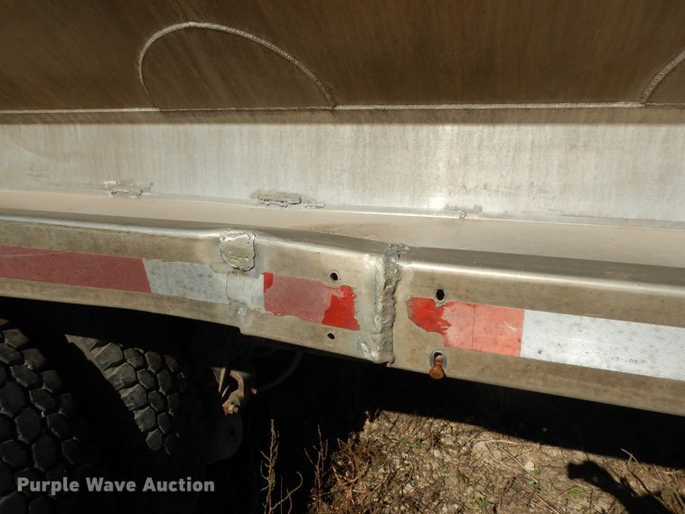 image for item DJ7456 1998 Mack CH613  feed delivery truck