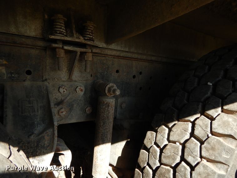 image for item DJ7456 1998 Mack CH613  feed delivery truck