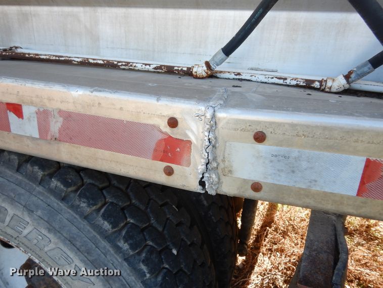 image for item DJ7456 1998 Mack CH613  feed delivery truck