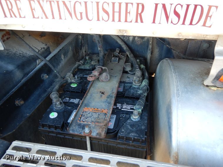 image for item DJ7456 1998 Mack CH613  feed delivery truck